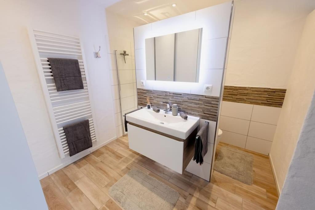 Racing-Apartment Herresbach Extérieur photo